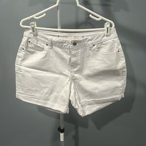 JENNIFER LOPEZ Jean Shorts